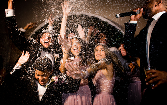 Jonathan Cossu Book Now